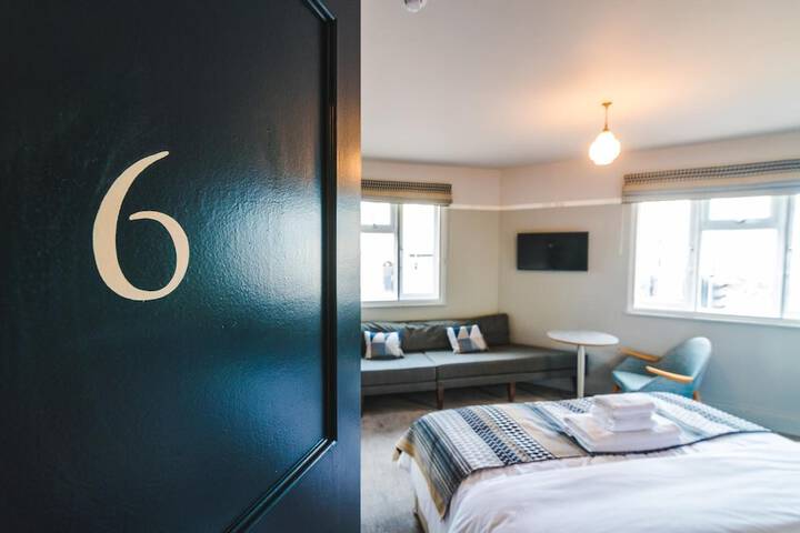 Room 7 of 30