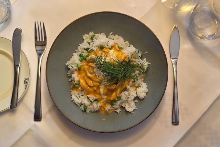 Dining 62 of 76