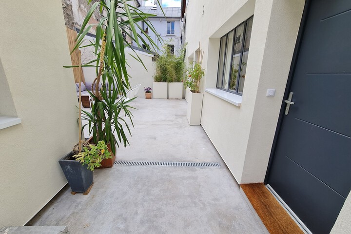 Terrace/Patio 37 of 48