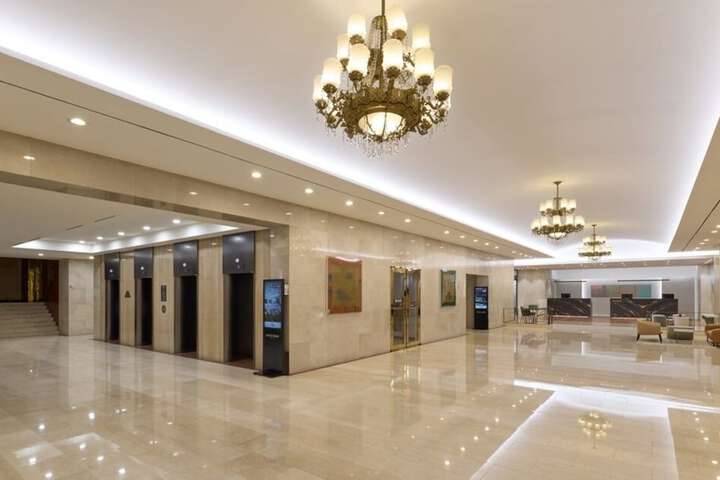 Guest Lobby