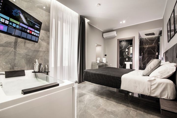 Room 37 of 105