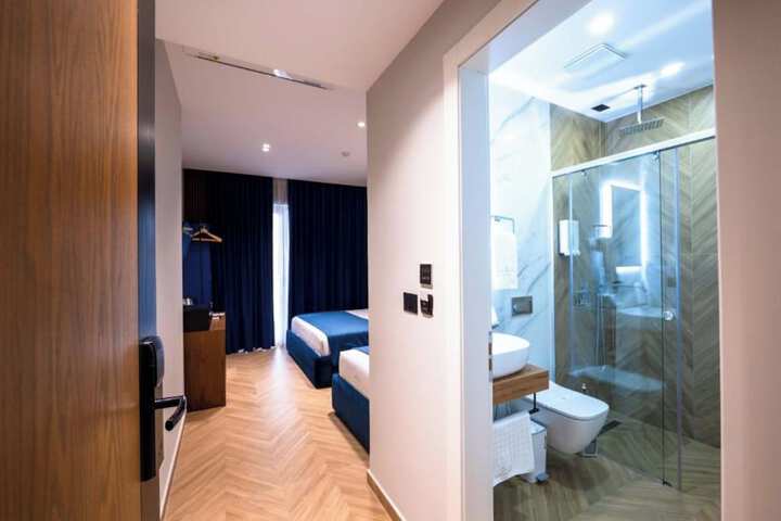 Room 41 of 265
