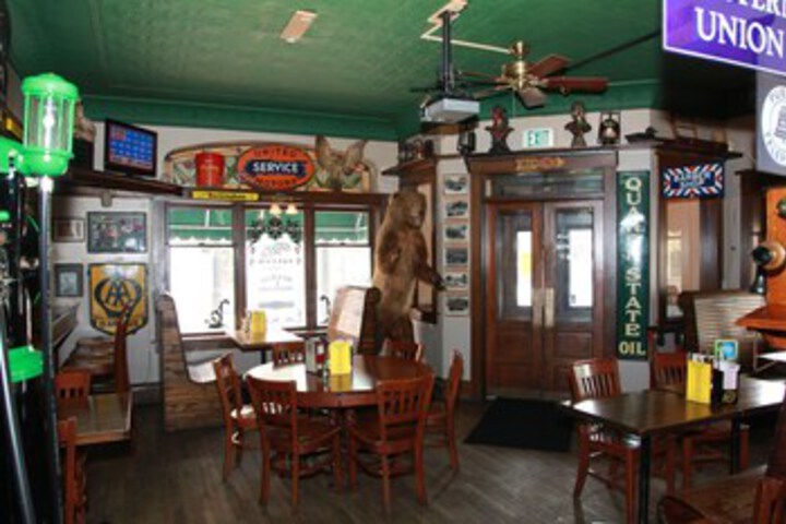 Sports bar
