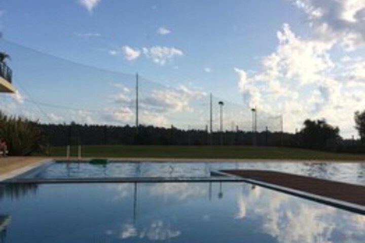 Pool 165 of 190