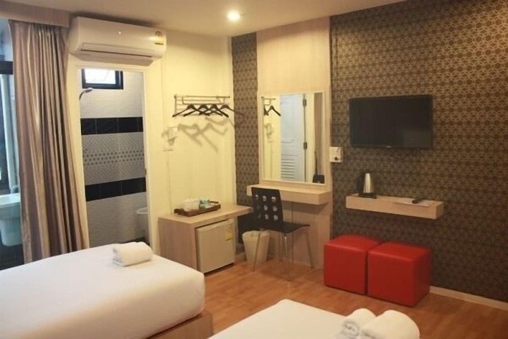 Room 30 of 52