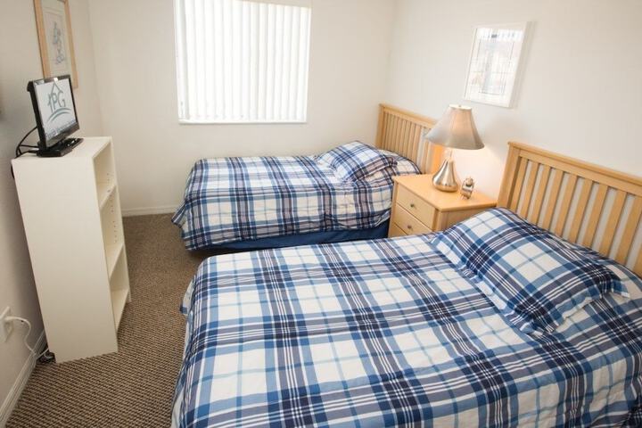 Room 3 of 13