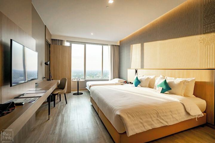 Room 21 of 49