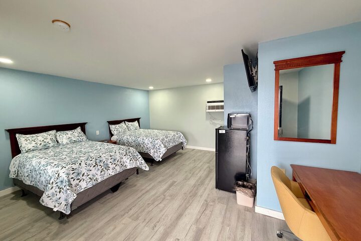 Room 2 of 16