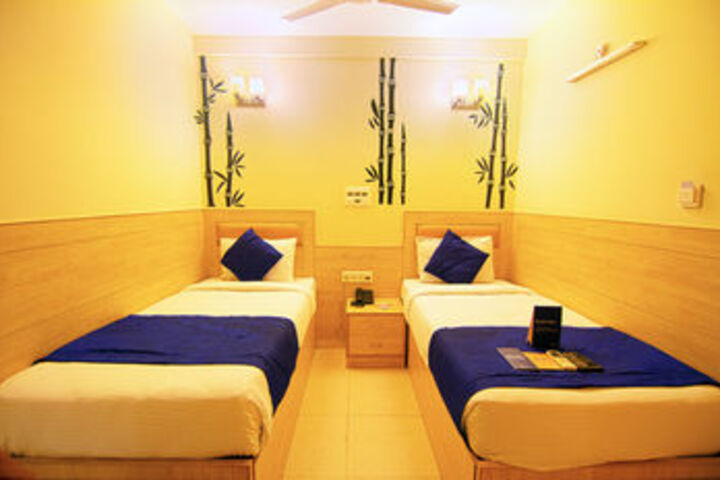 Room 3 of 18