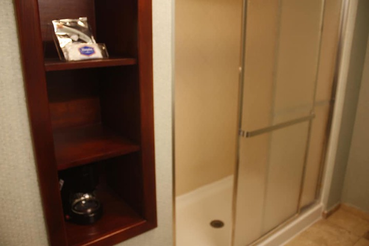 Room 15 of 78