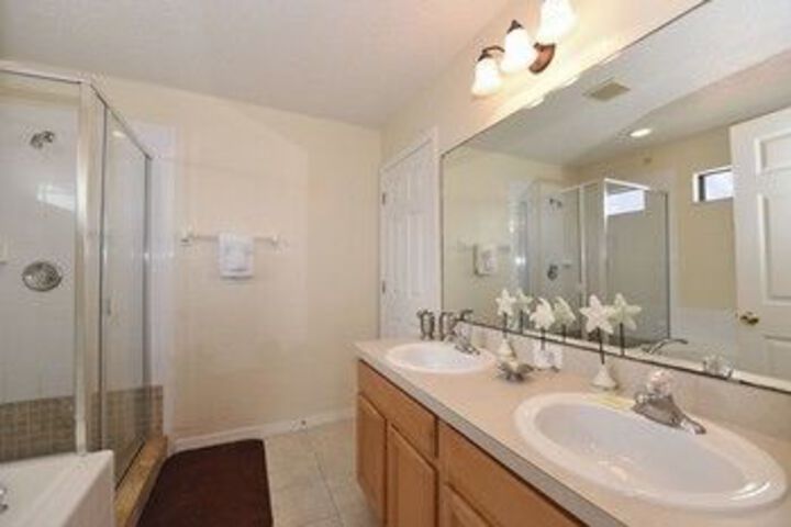 Room 2 of 31