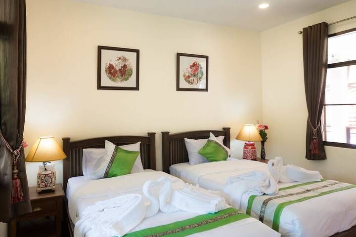 Room 4 of 134