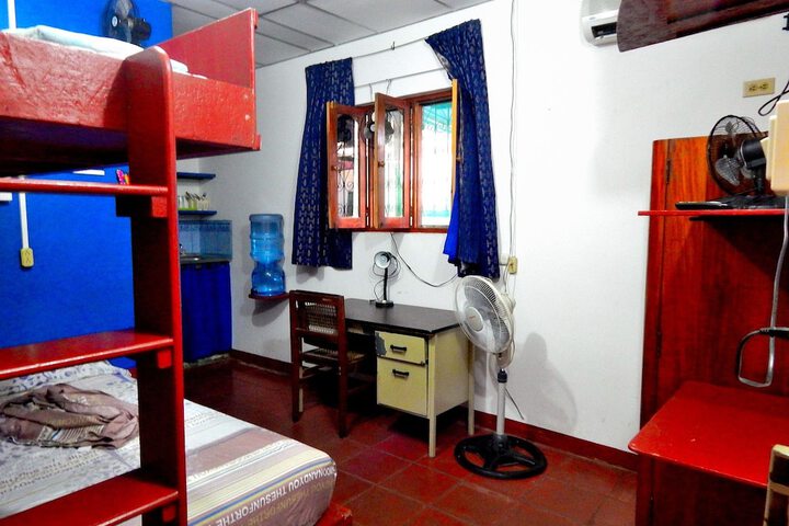 Room 34 of 46