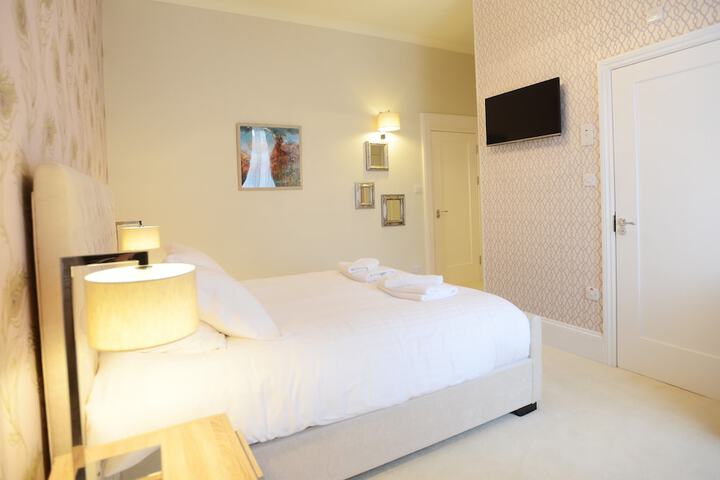 Room 36 of 118