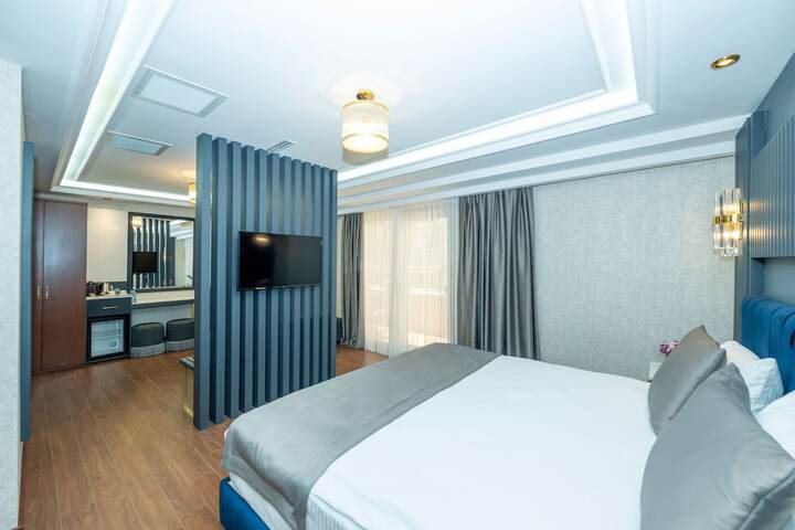 Room 57 of 144