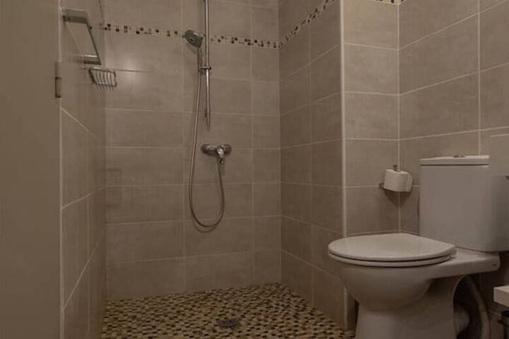 Room 24 of 52