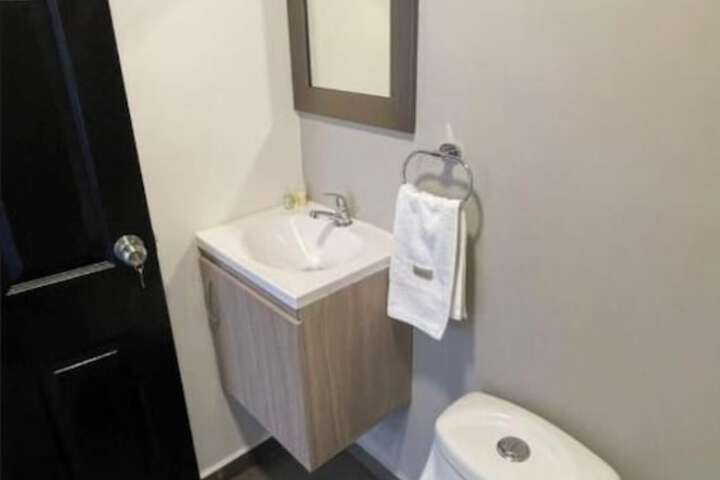 Room 12 of 17