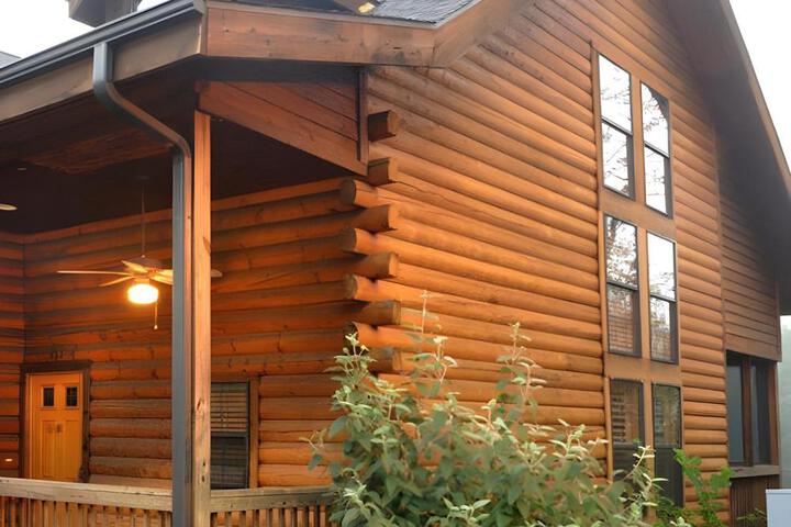 Cabins at Grand Mountain by Thousand Hills Resort in Branson, MO
