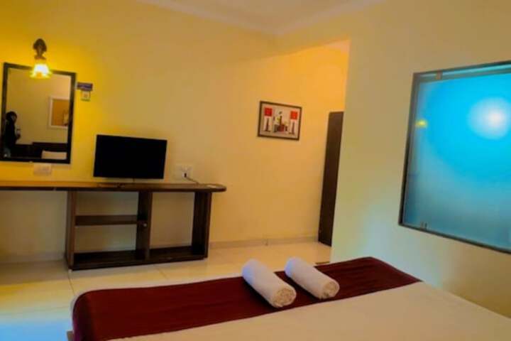 Room 8 of 61