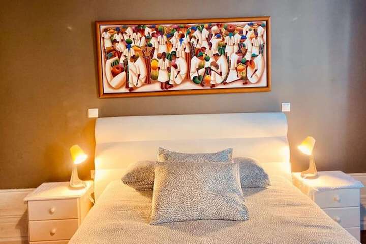 Yellow House - Deluxe Double Room With Bunk bed in Porto in Porto