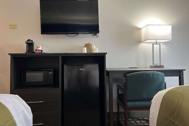 Room 36 of 44
