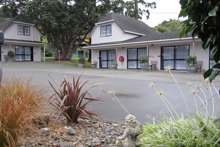 Property Grounds 19 of 20