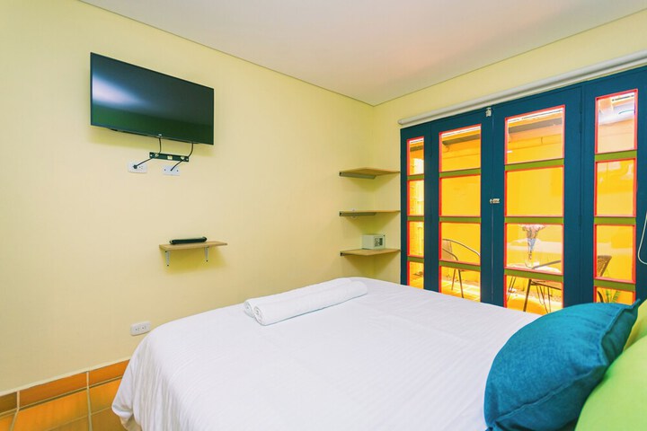 Room 9 of 101