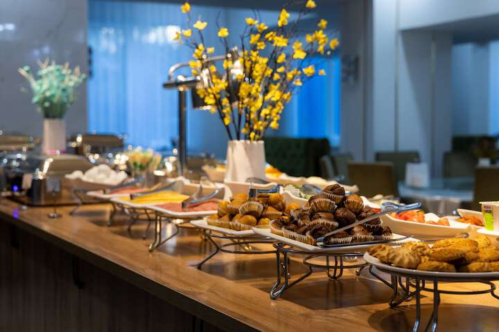 Dining Photos