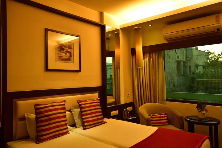 Room 15 of 51