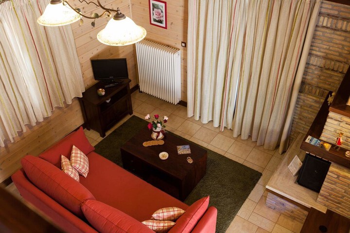 Room 17 of 35