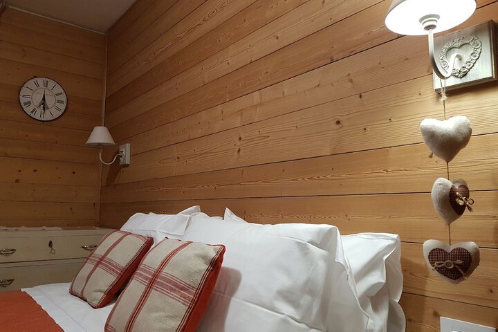 Room 3 of 42