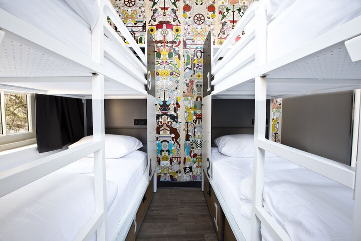 Room 7 of 71