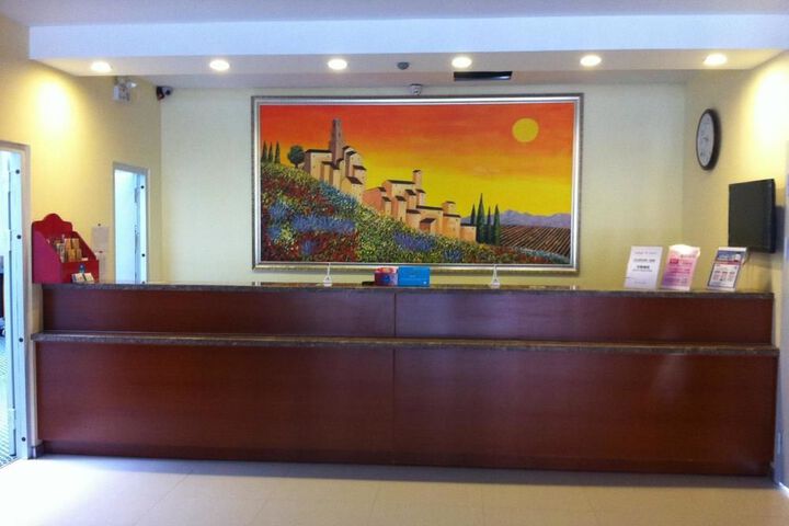 Hotel Interior 25 of 27