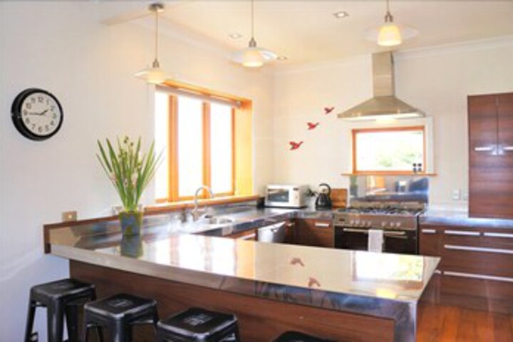 THE BULLER BUNGALOW