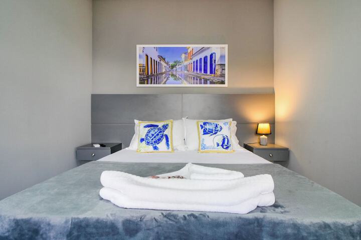 Room 22 of 185