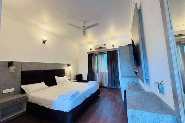 Staybook The Rudveda Resort in Ramnagar