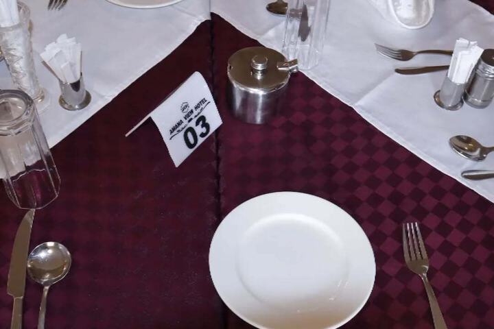 Dining 21 of 61