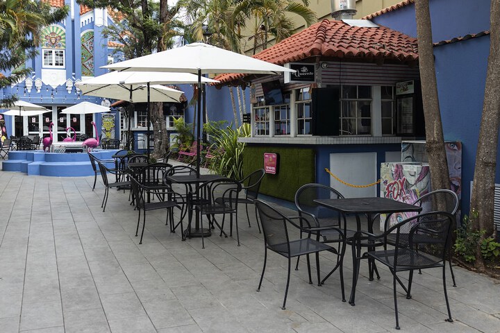 Hotel Exterior 31 of 34