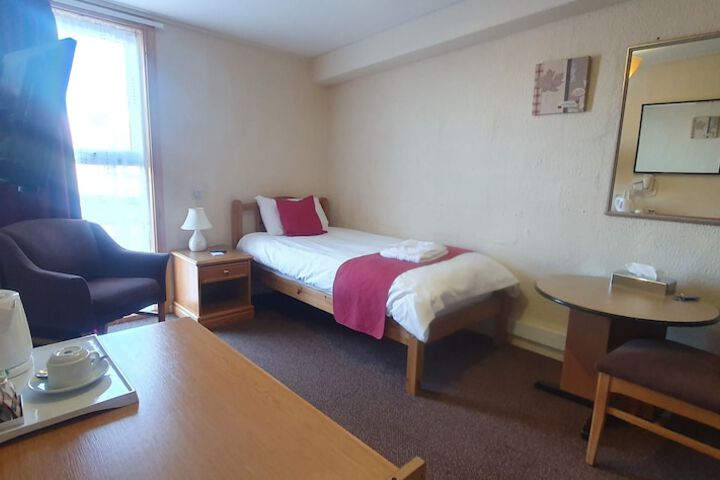 Room 20 of 49