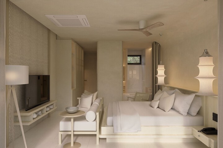 Room 102 of 225