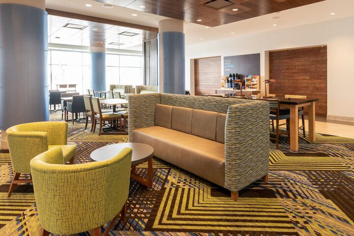 Breakfast/Coffee Service 32 of 70