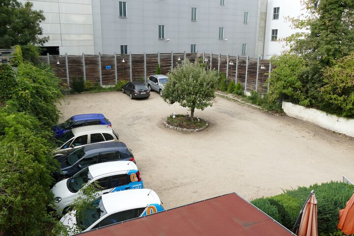 Property Grounds 48 of 53