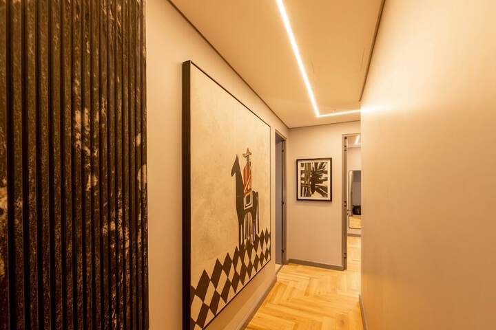 Room 75 of 143