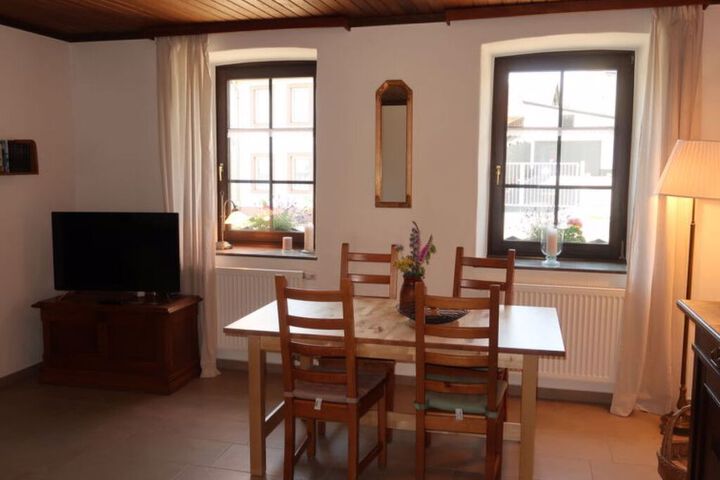 Room 4 of 14