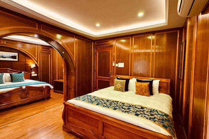 Room 22 of 47