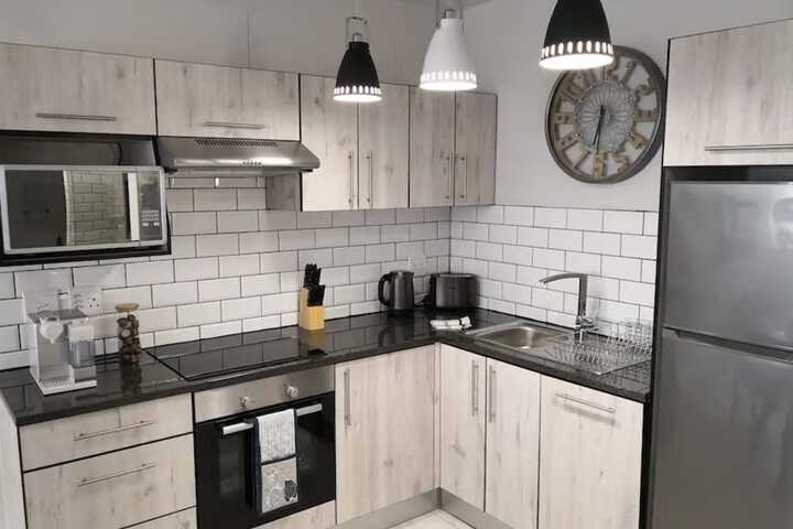 Image of Modern Studio With Views in Cape Town City Centre