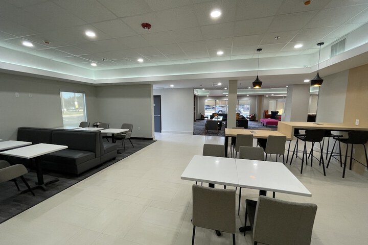 Breakfast area
