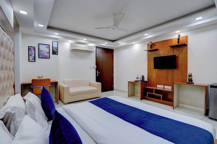 Room 4 of 39