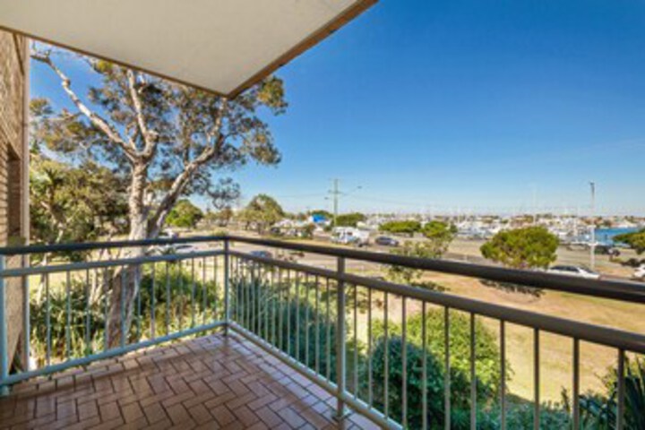 Terrace/Patio 100 of 129