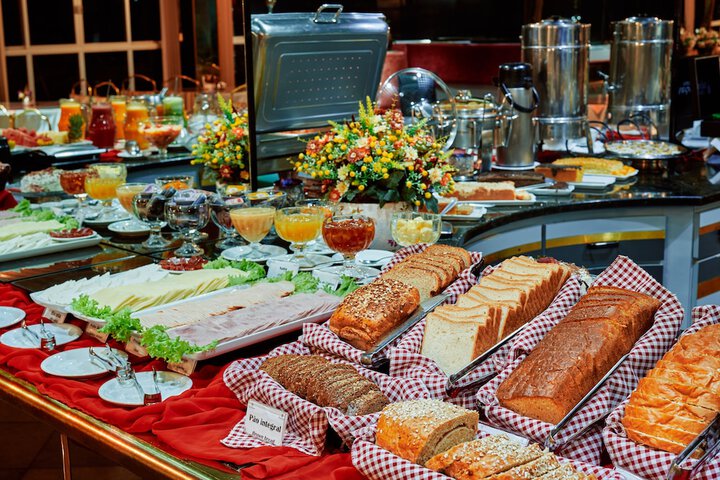 Breakfast/Coffee Service 37 of 43